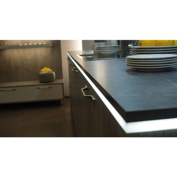 LED-Leuchtenprofil WTU 16×30 mm Aufbau / Einbau Alu EV1 mit opal Abdeckung (2500 mm)