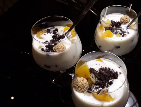 Quark-Joghurt-Dessert