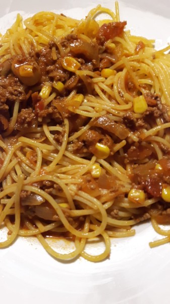 Spaghetti-mit-Hackfleischsosse