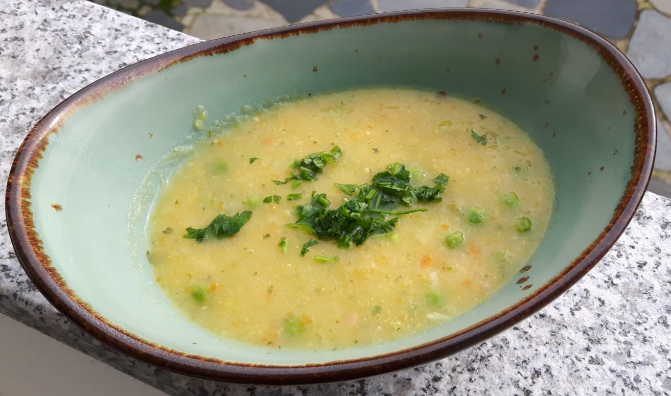 Vorschau: Kohlrabisuppe-mit-Erbsen-4
