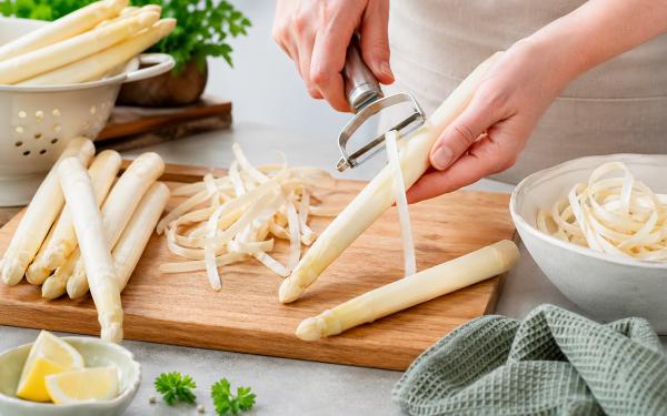 spargelsalat-weisser-spargel-zitronen-dressing-jpg