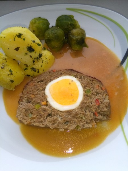 Hackbraten-mit-Rahmsosse