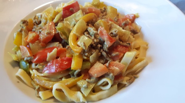 Tagiatelle-mit-Hackfleisch-2