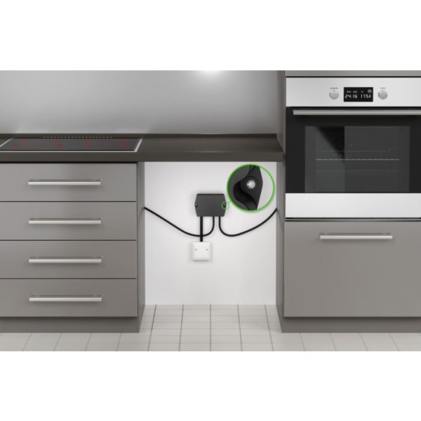 Flache Küchenanschlussbox 2 m schwarz – 11 kW Anschlussleistung, Herd, Kochfeld & Backofen