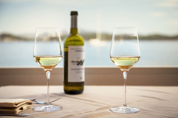 STARlight Weißweinkelch - Set mit 2 Gläsern
